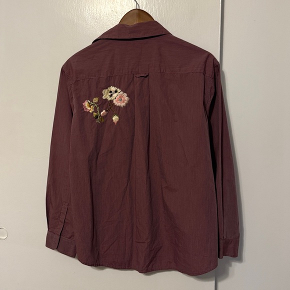 Sundance Embroidered Blouse Button Up Pin Stripe Purple Floral Collared 10 - Picture 7 of 8